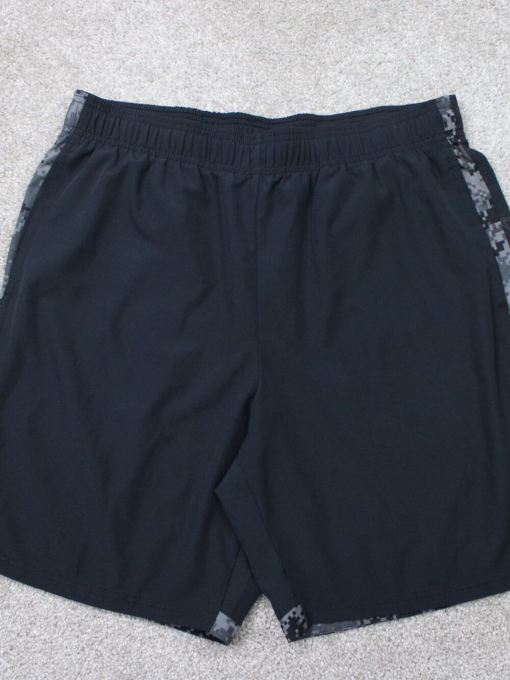 Tapout x WWE Shorts Men Large Black 8" Workout Gym Training MMA Athletic Stretch